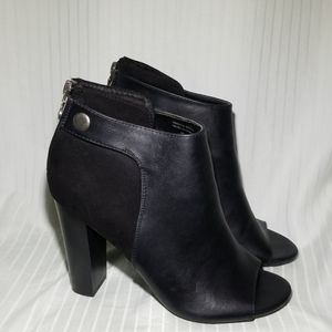 Parker & Sky Black Peep-Toe Bootie - Sz. 8m